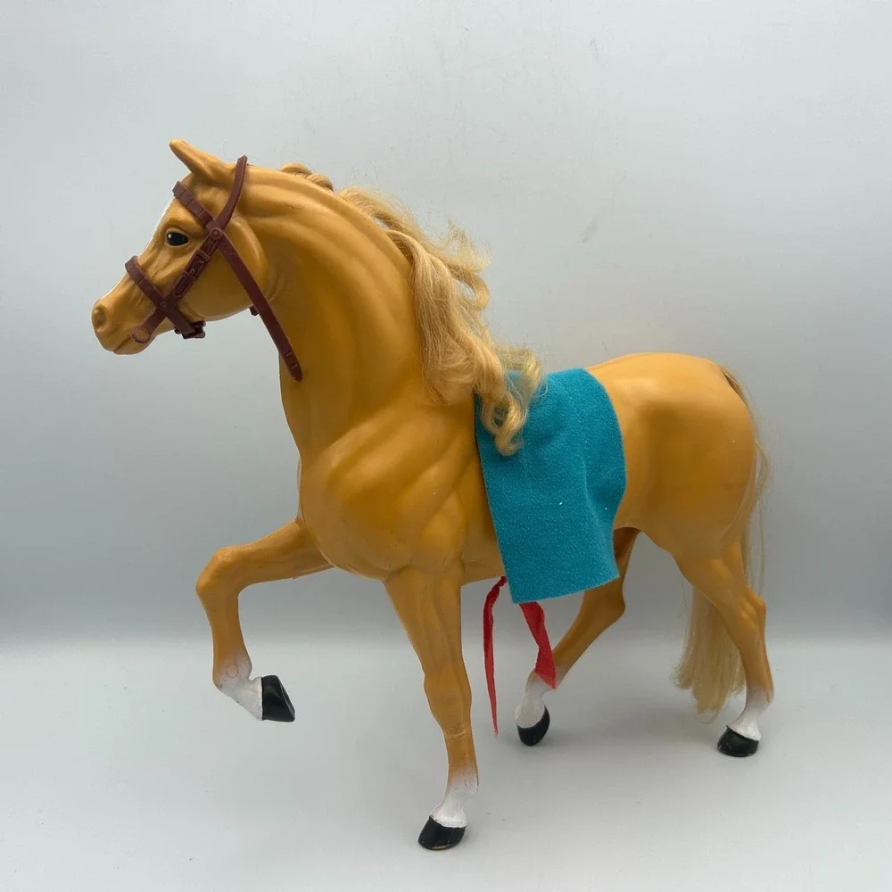 Mattel 1980 Western Barbie's Big Horse Dallas Palomino Blonde Hair Bridal Golden